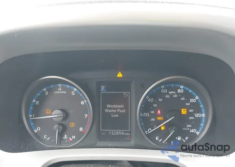 2018 Toyota Rav4 Le z USA, uszkodzony, nr VIN 2T3BFREV5JW752435